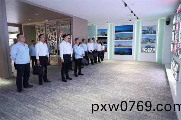 adb9c1d1e4fc384349345026f5e309f.jpg